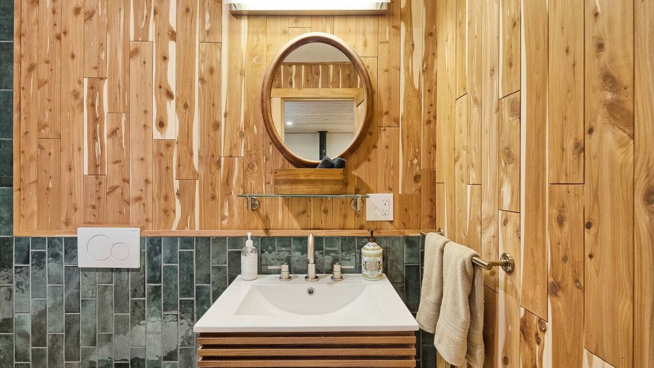 Photo of Bathroom in Arcata