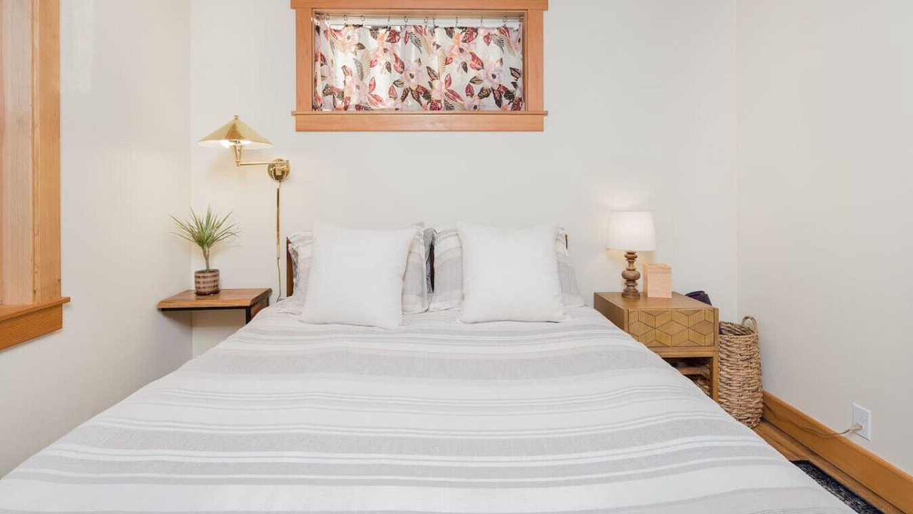 Photo of Bedroom in Arcata
