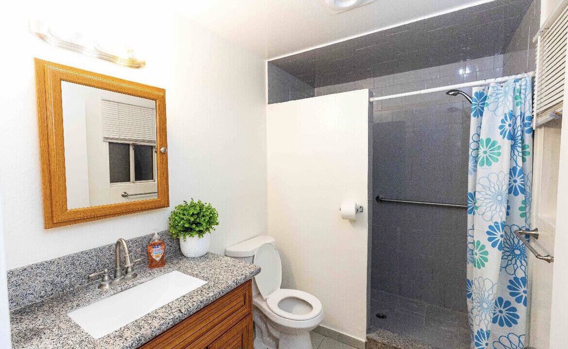 Photo of Bathroom in Sherwood Forest and Thistle Development