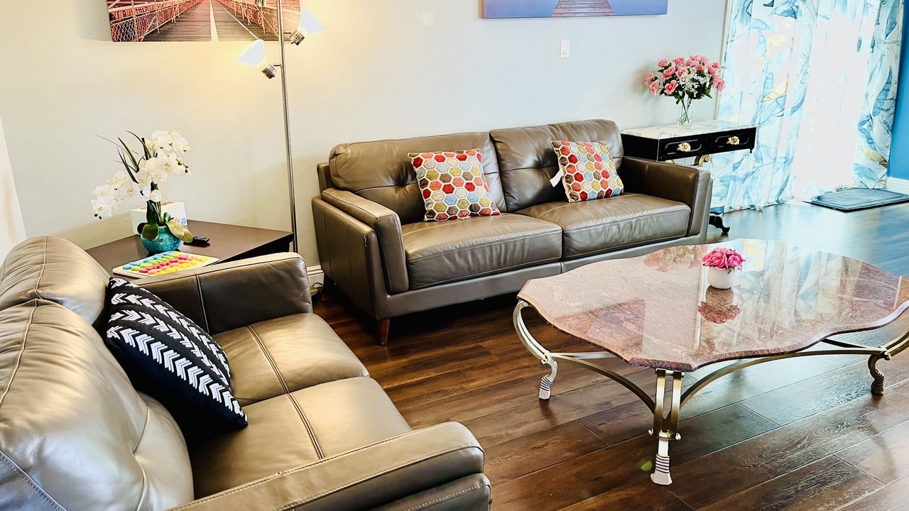 Photo of Livingroom in Sherwood Forest and Thistle Development