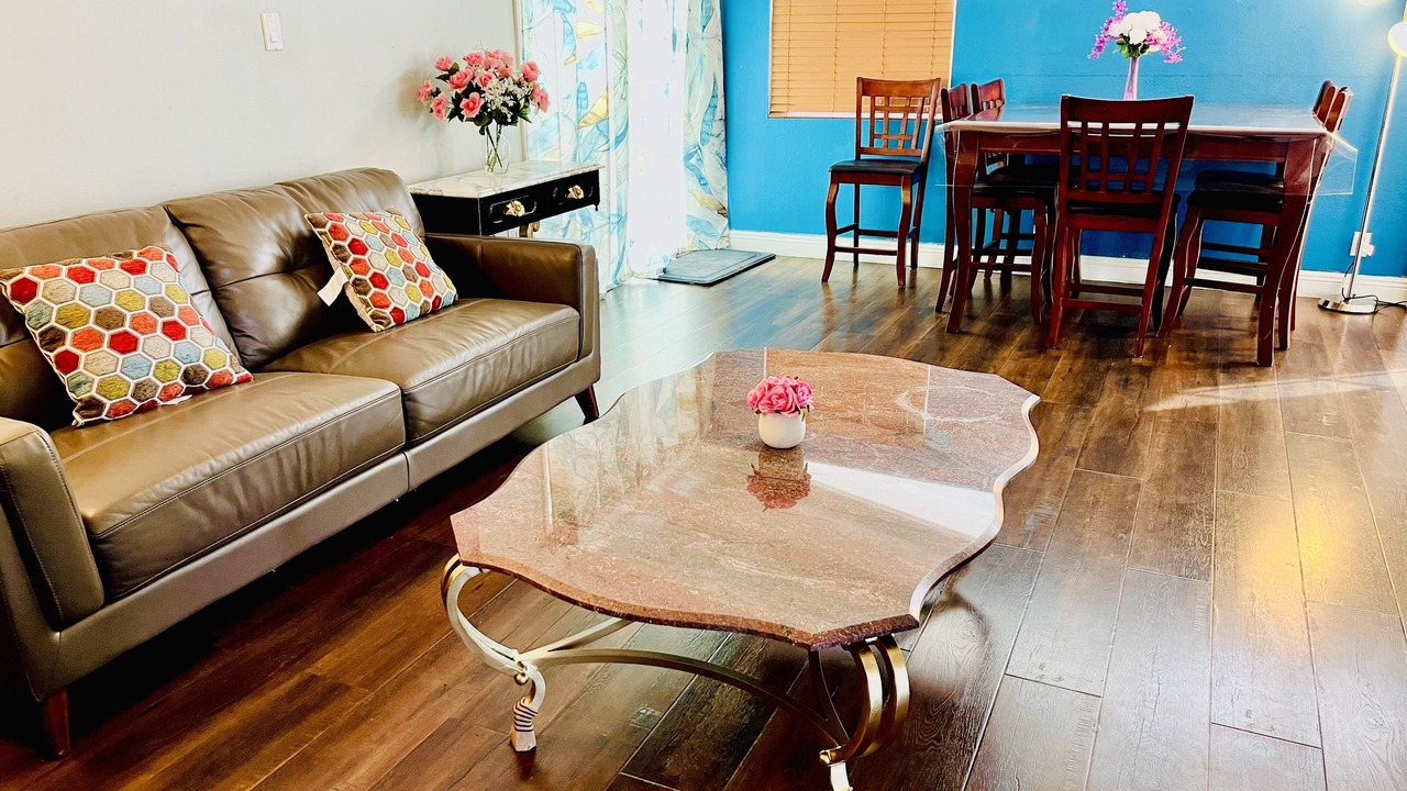 Photo of Livingroom in Sherwood Forest and Thistle Development