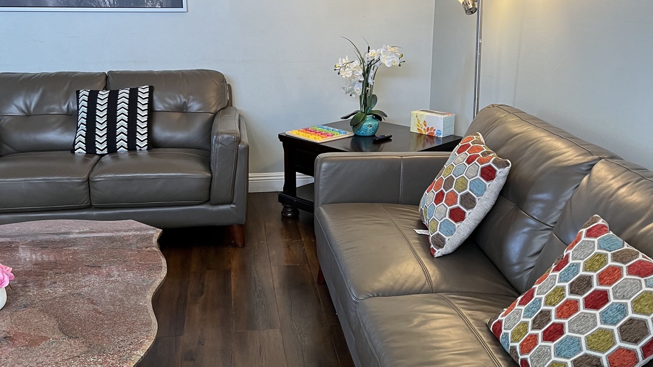Photo of Livingroom in Sherwood Forest and Thistle Development