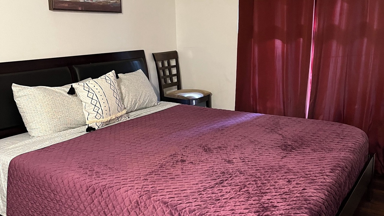 Photo of Bedroom in Sherwood Forest and Thistle Development