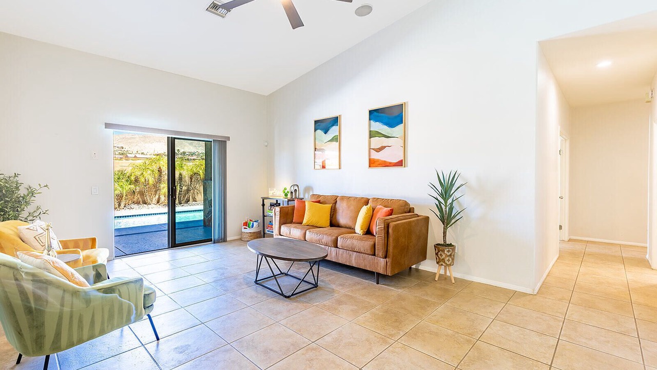 Photo of Livingroom in Desert Hot Springs