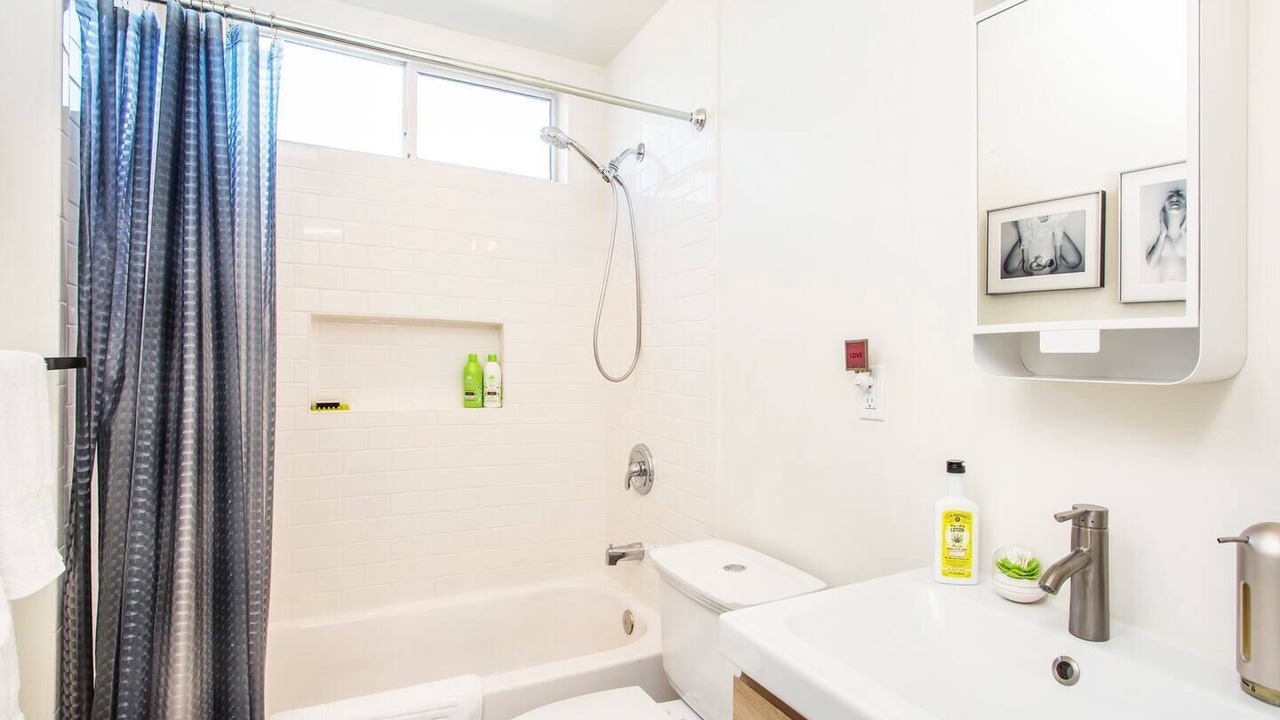 Photo of Bathroom in Joshua Tree Highlands