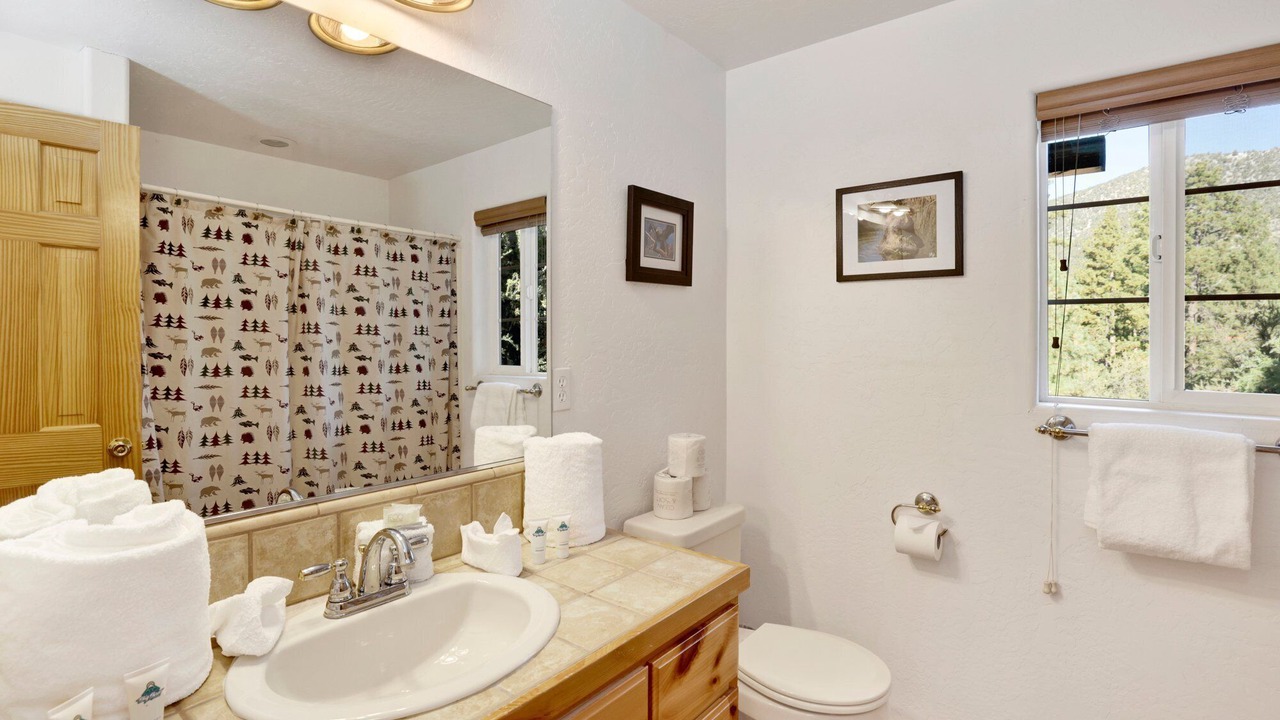 Photo of Bathroom in Whispering Forest