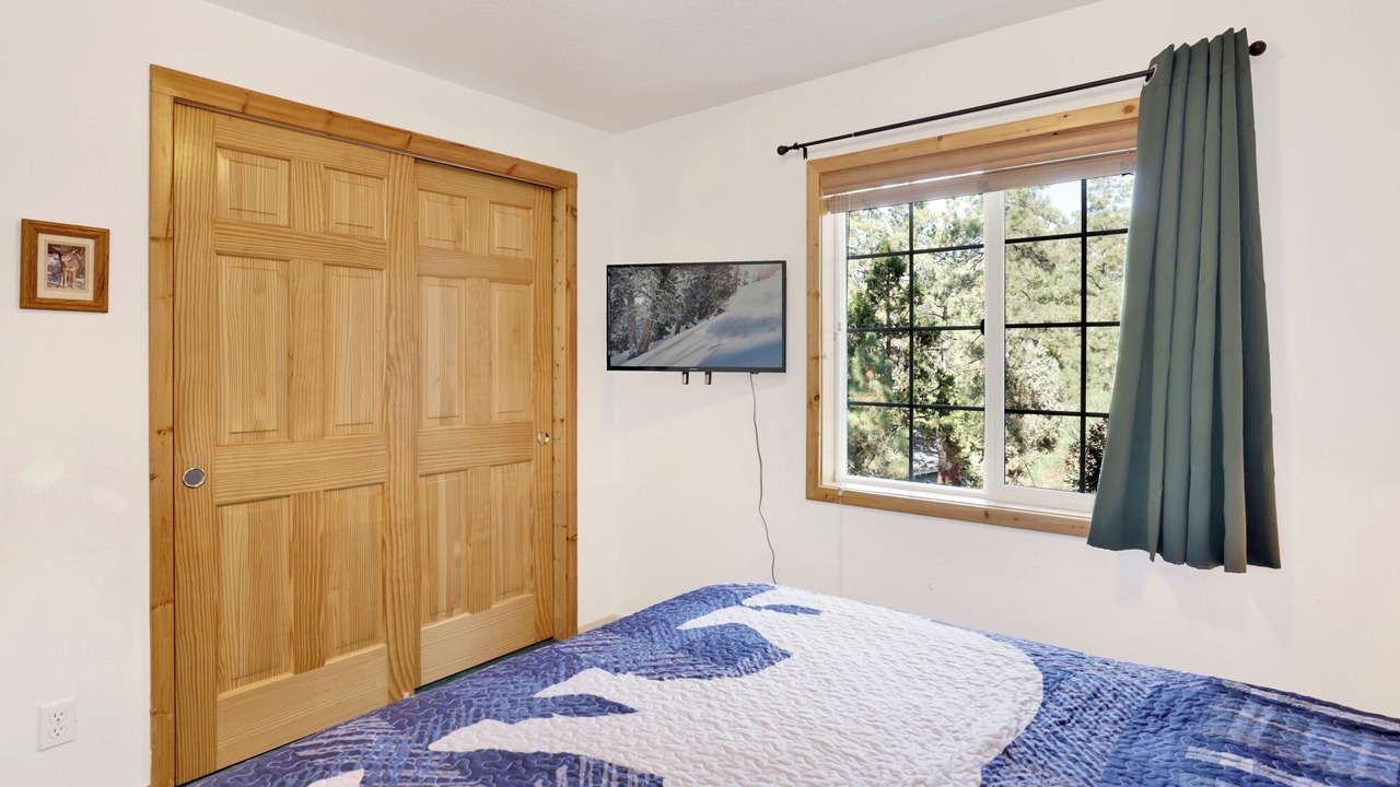 Photo of Bedroom in Whispering Forest