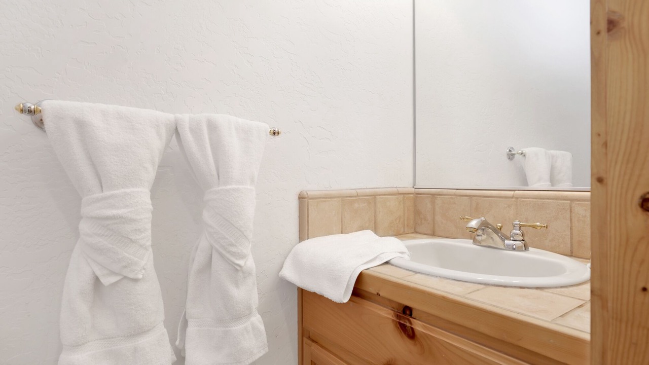 Photo of Bathroom in Whispering Forest