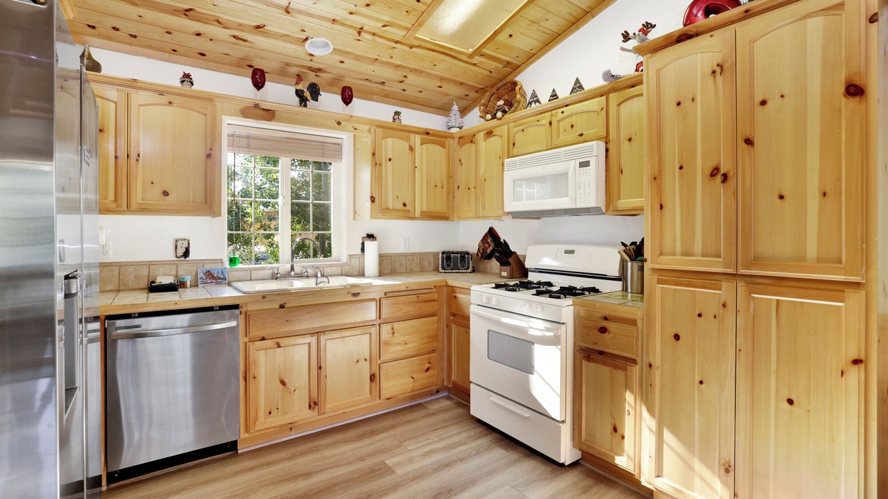 Photo of Kitchen in Whispering Forest