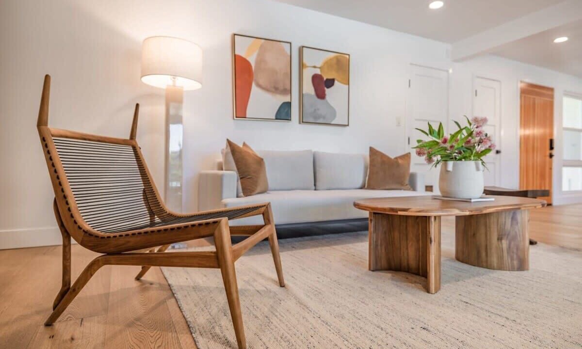 Photo of Livingroom in Fullerton