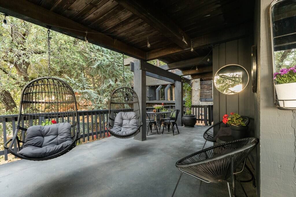 Photo of Patio Balcony in Crestline