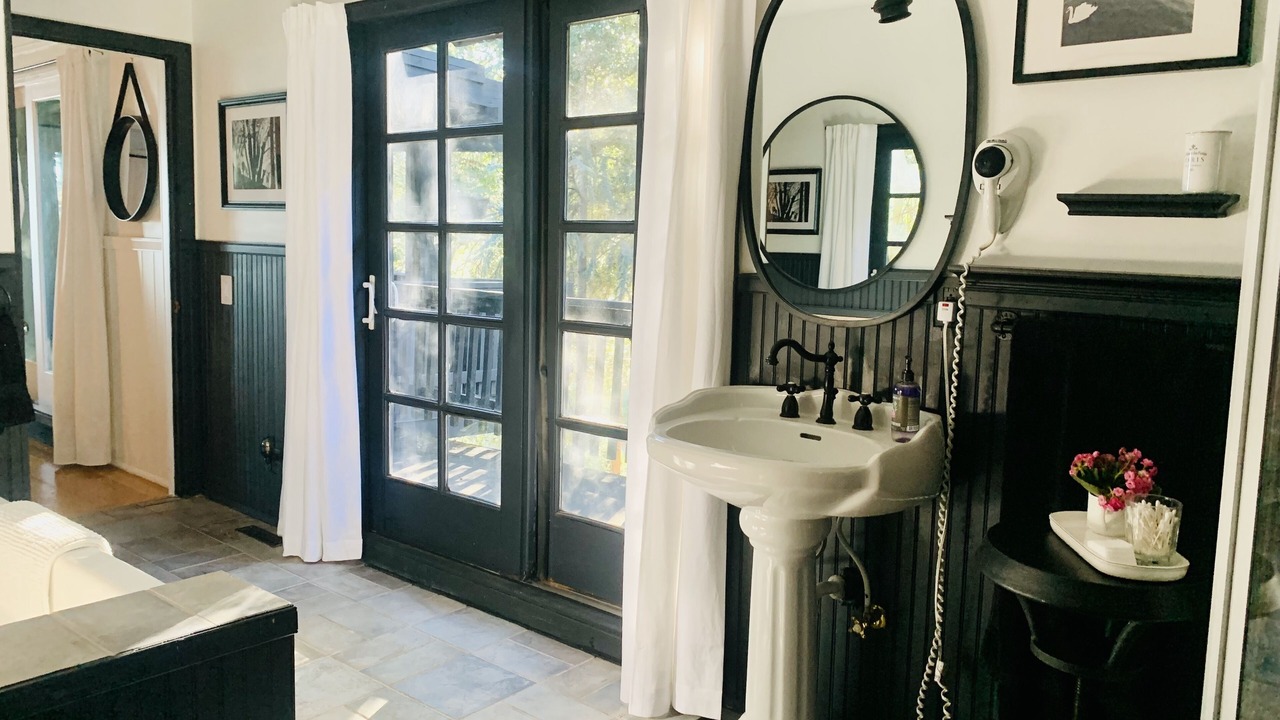 Photo of Bathroom in Crestline