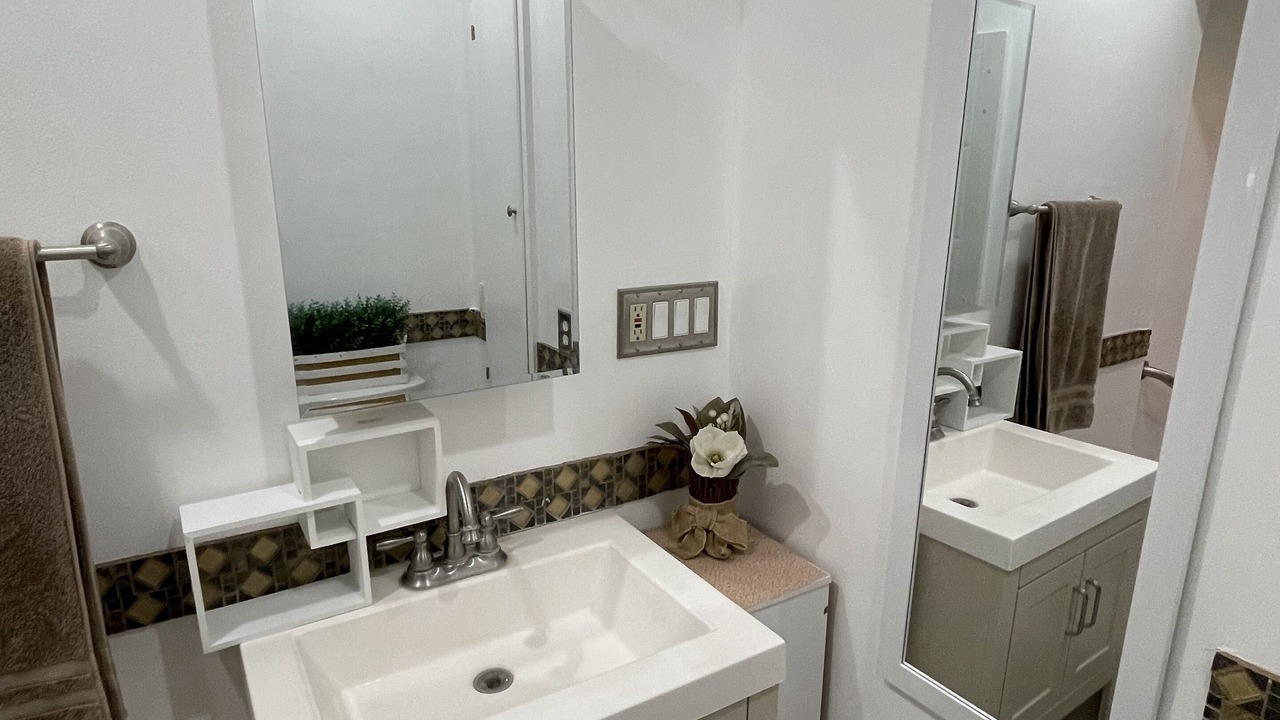 Photo of Bathroom in Santa Fe Springs