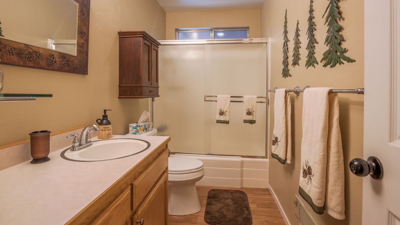 Photo of Bathroom in Dorrington