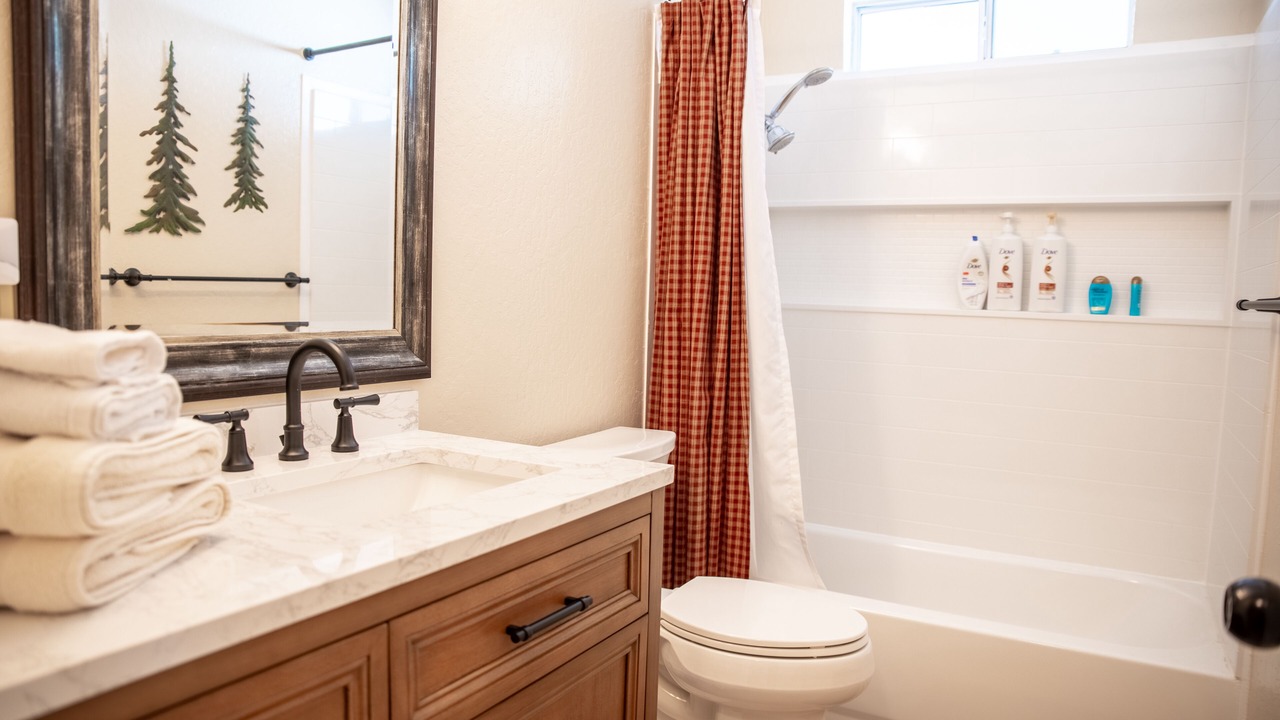 Photo of Bathroom in Dorrington