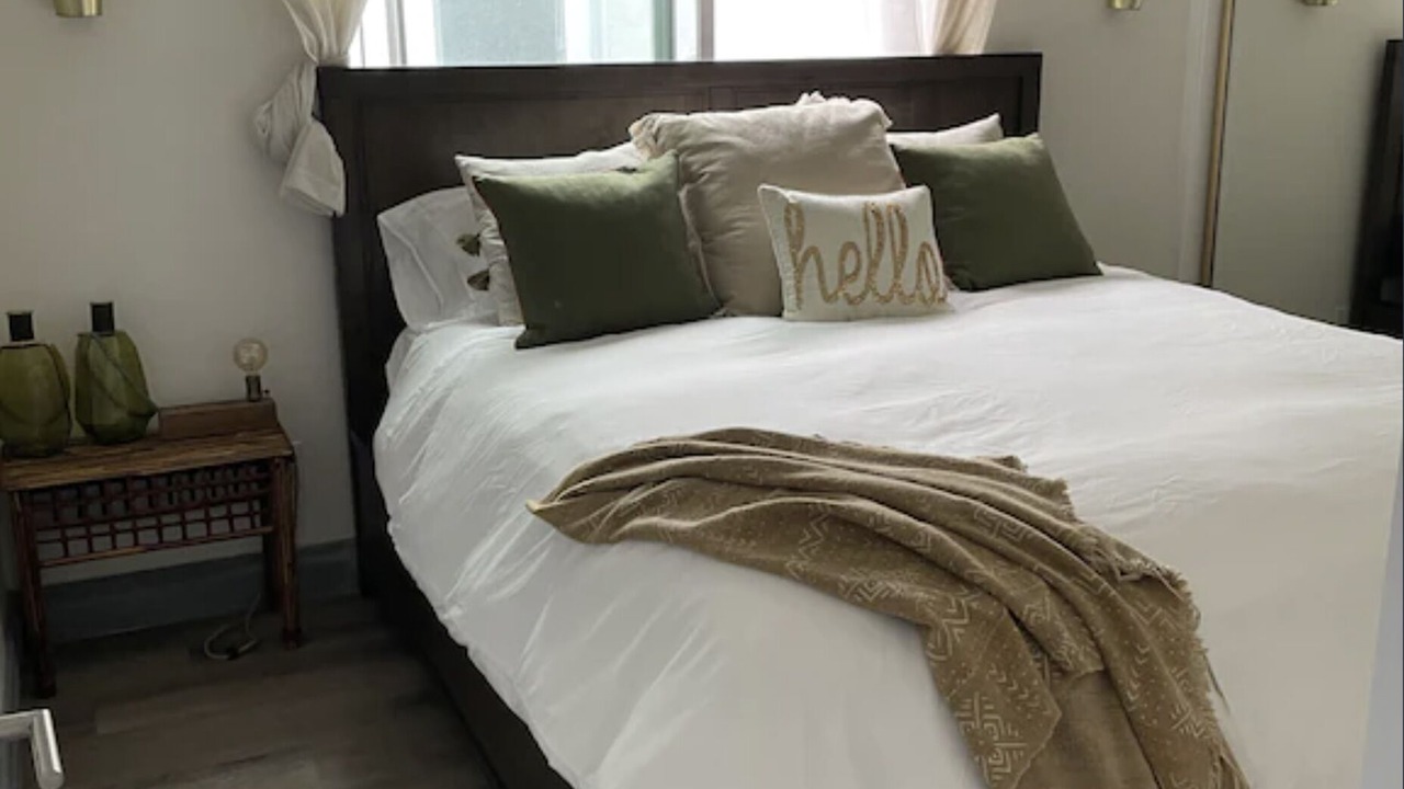 Photo of Bedroom in Balboa Island