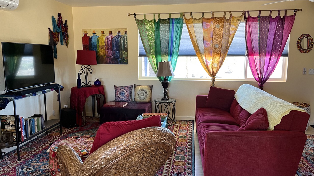 Photo of Livingroom in Pioneertown