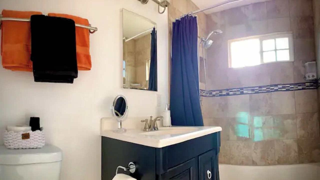 Photo of Bathroom in Alhambra