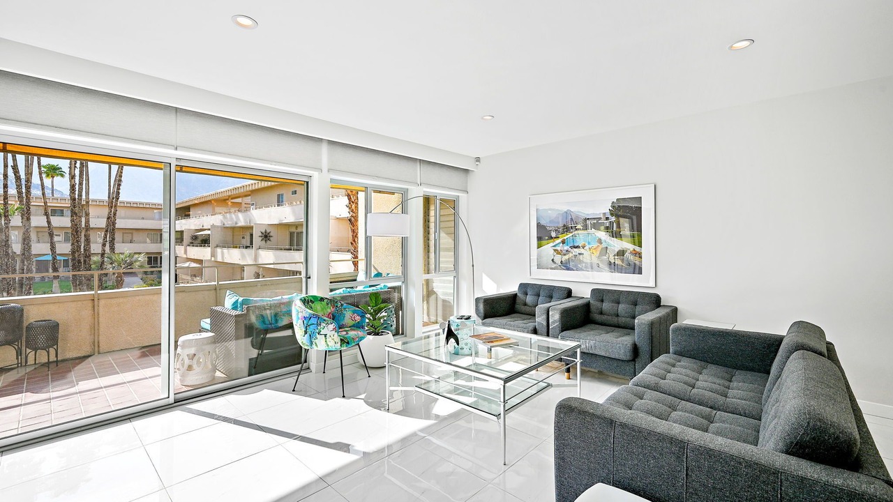 Photo of Livingroom in Downtown Palm Springs