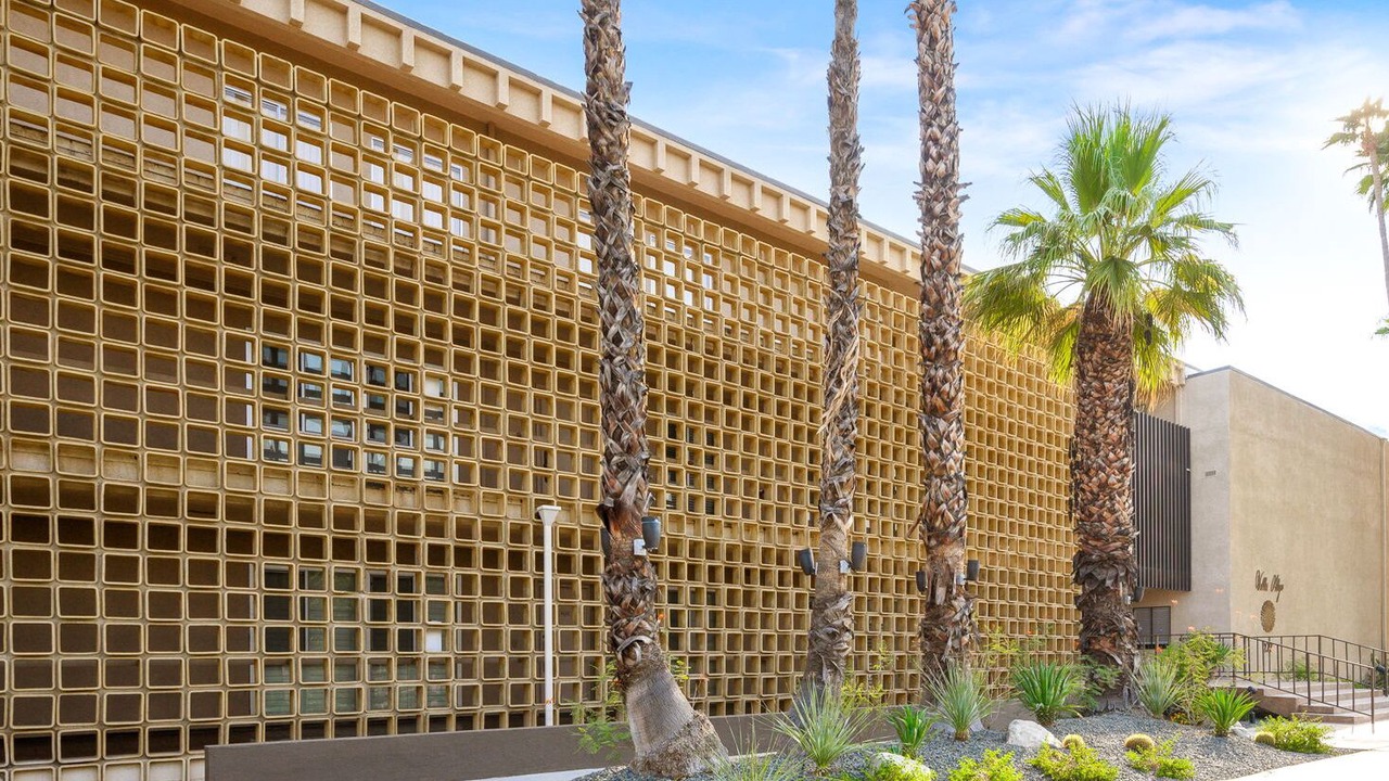 Photo of Outdoor in Downtown Palm Springs