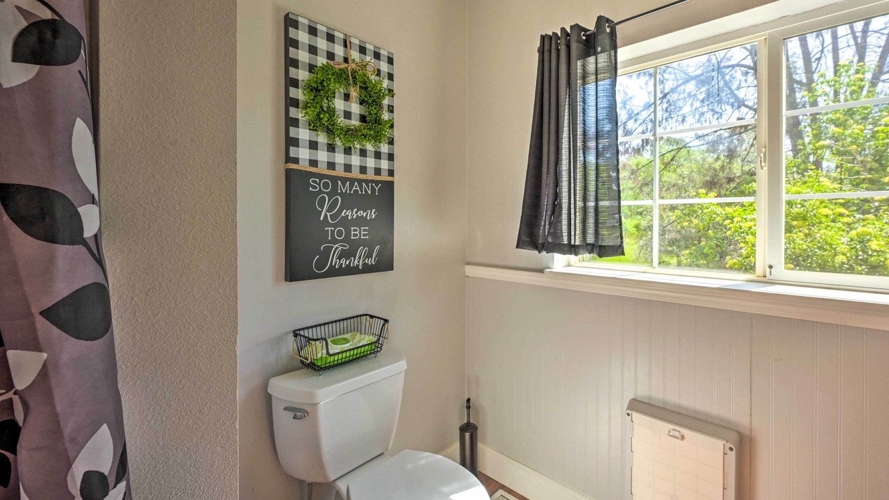 Photo of Bathroom in Auberry