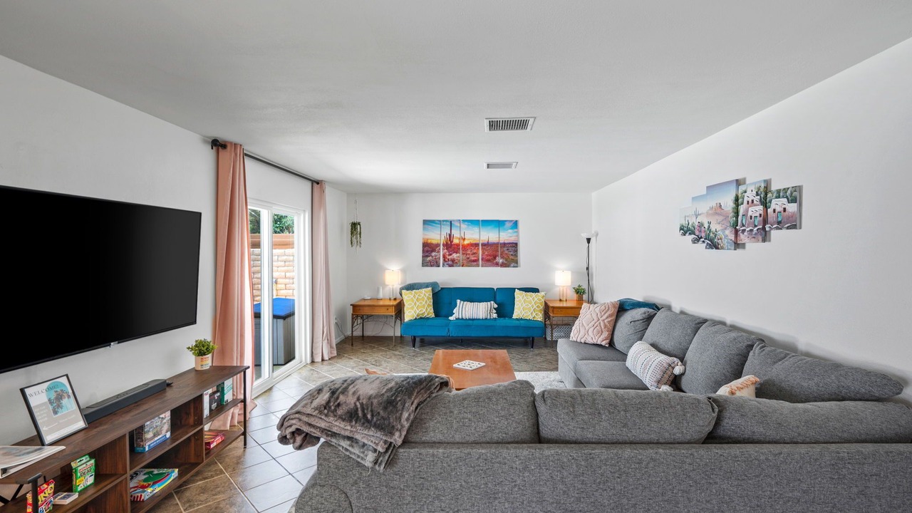 Photo of Livingroom in Desert Hot Springs