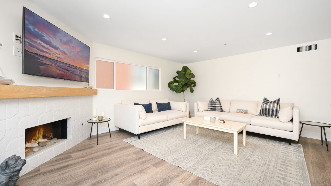 Photo of Livingroom in Balboa Island