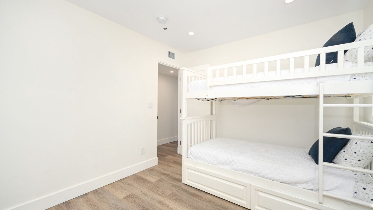Photo of Bedroom in Balboa Island