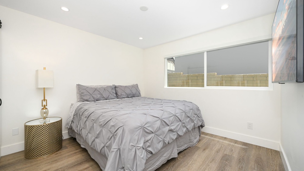 Photo of Bedroom in Balboa Island