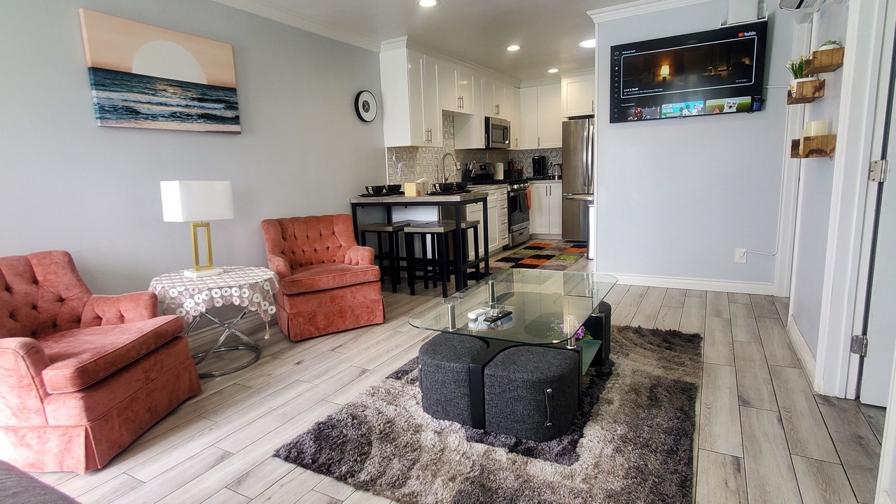 Photo of Livingroom in Northwest Torrance