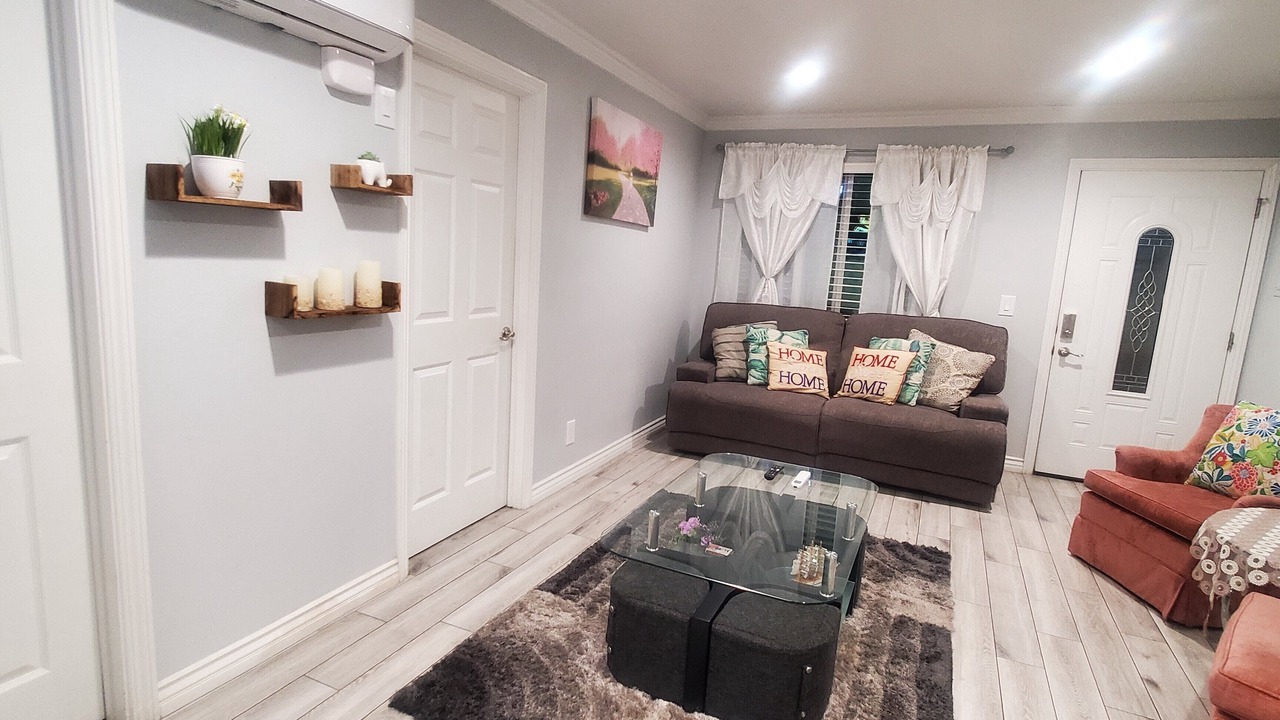 Photo of Livingroom in Northwest Torrance