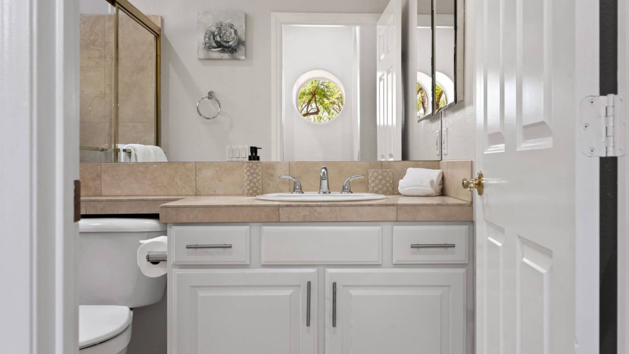 Photo of Bathroom in Magnesia Falls Cove