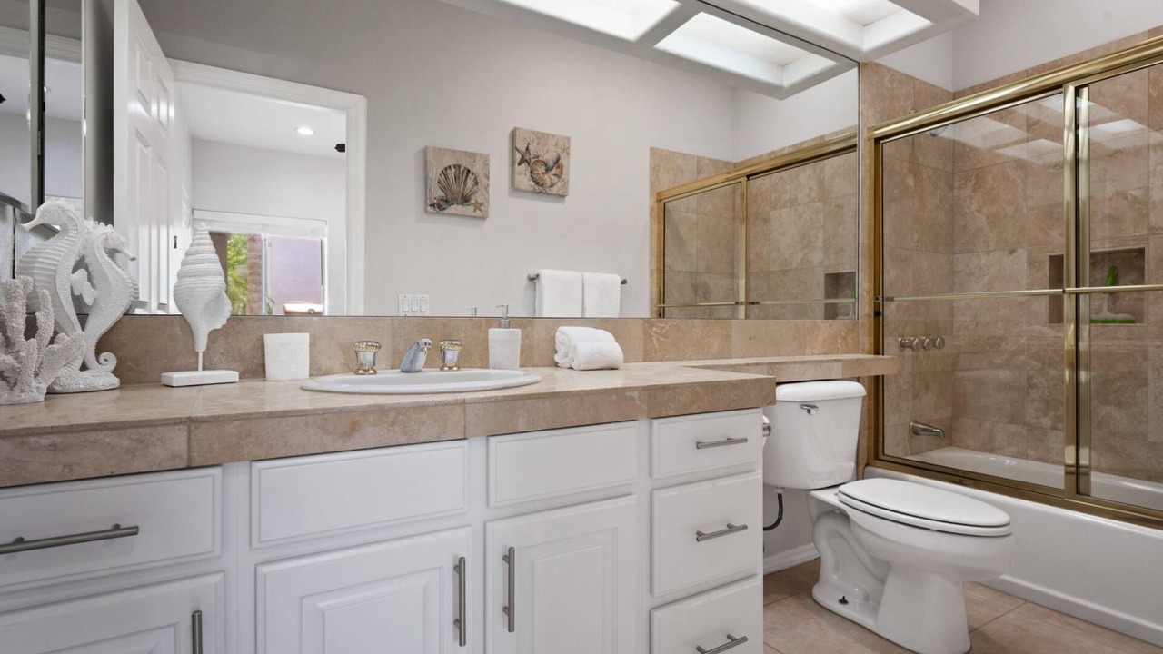 Photo of Bathroom in Magnesia Falls Cove