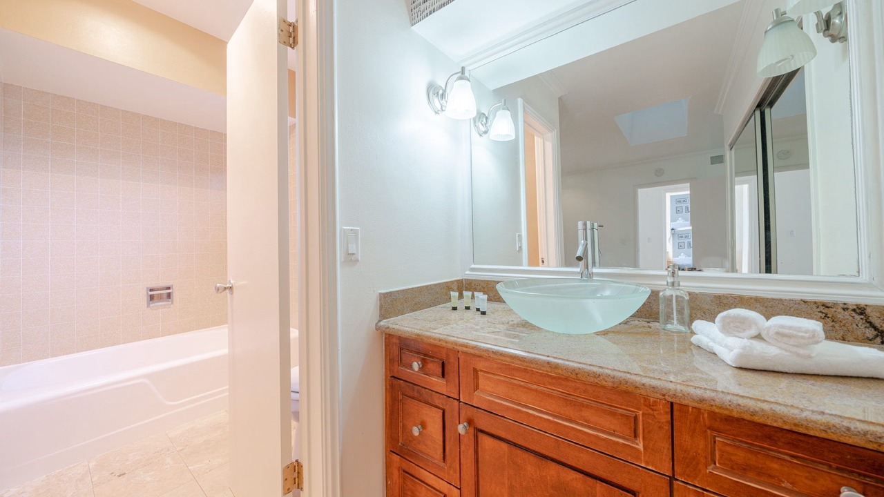 Photo of Bathroom in Studio City