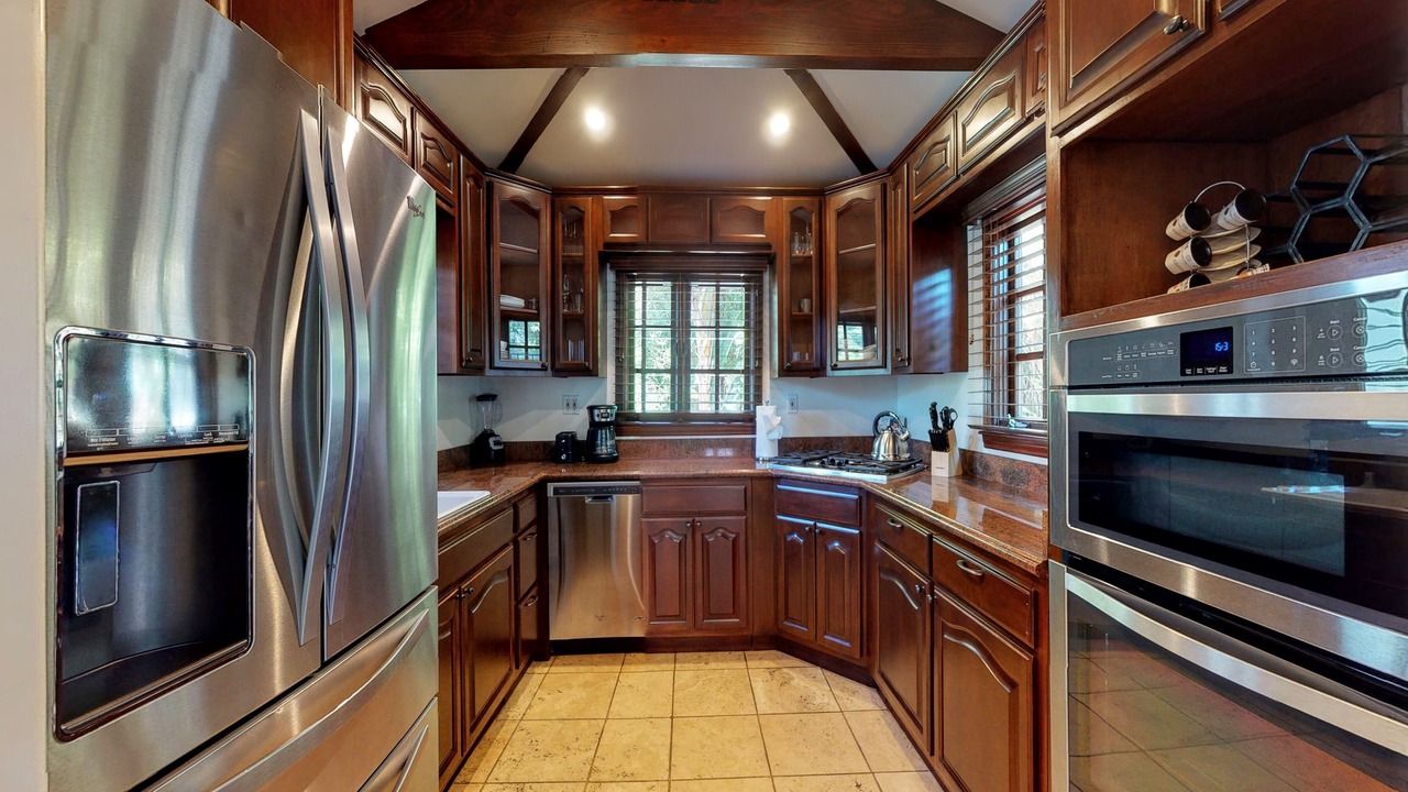 Photo of Kitchen in Beachwood Canyon