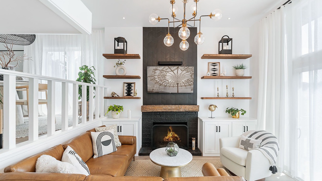 Photo of Livingroom in Downtown Monterey