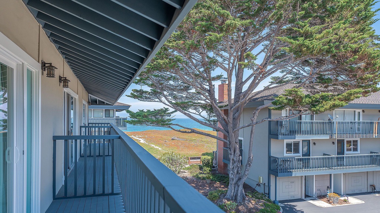 Photo of Patio Balcony in Downtown Monterey