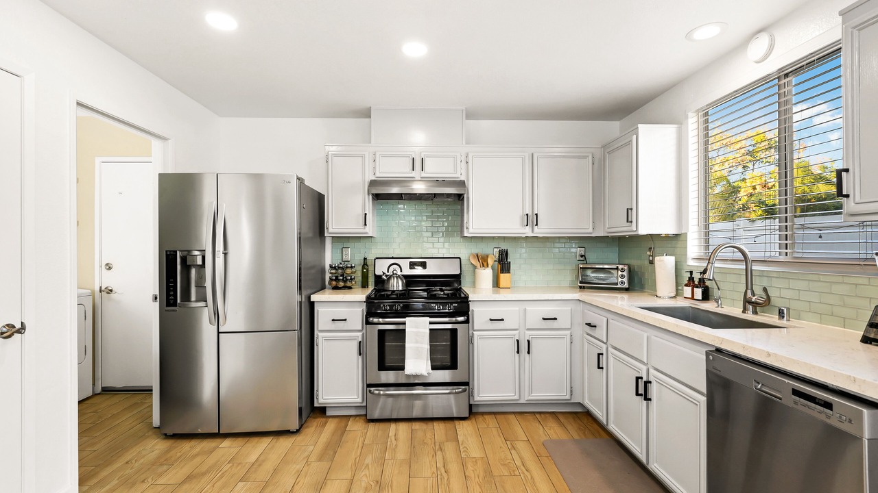 Photo of Kitchen in Anaheim Colony Historic District
