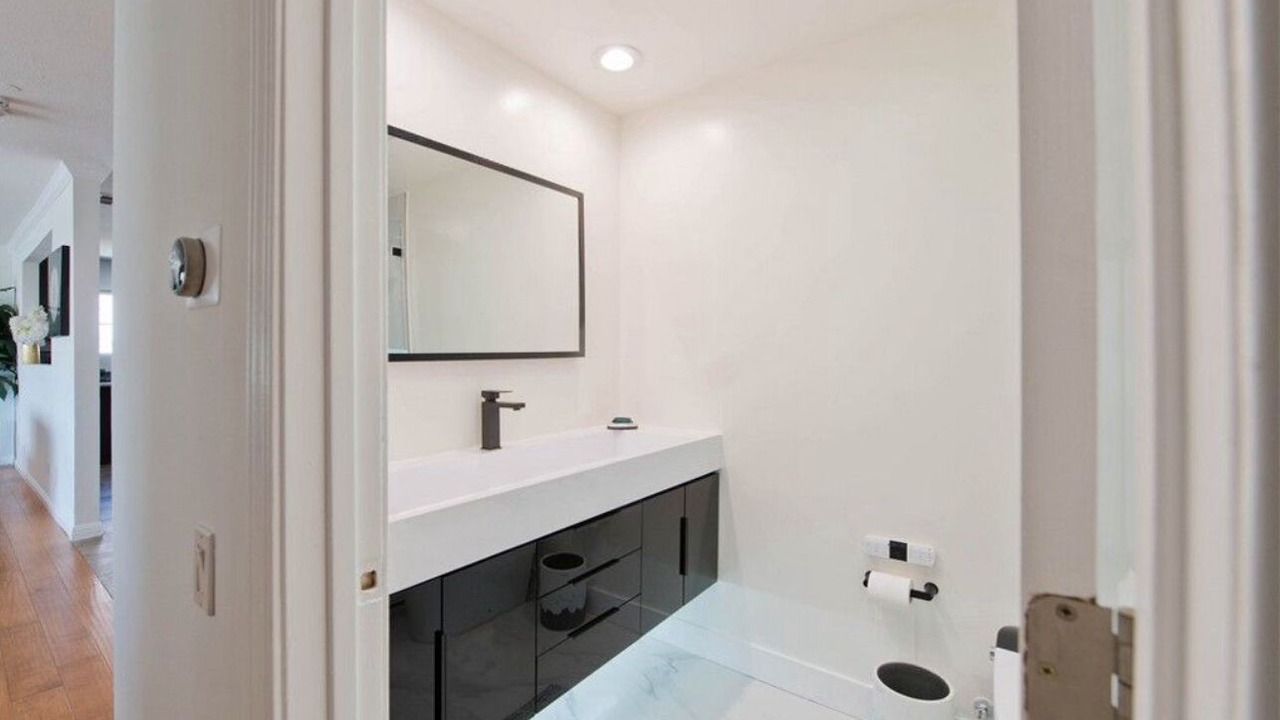 Photo of Bathroom in Calabasas