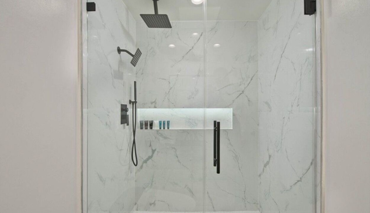 Photo of Bathroom in Calabasas