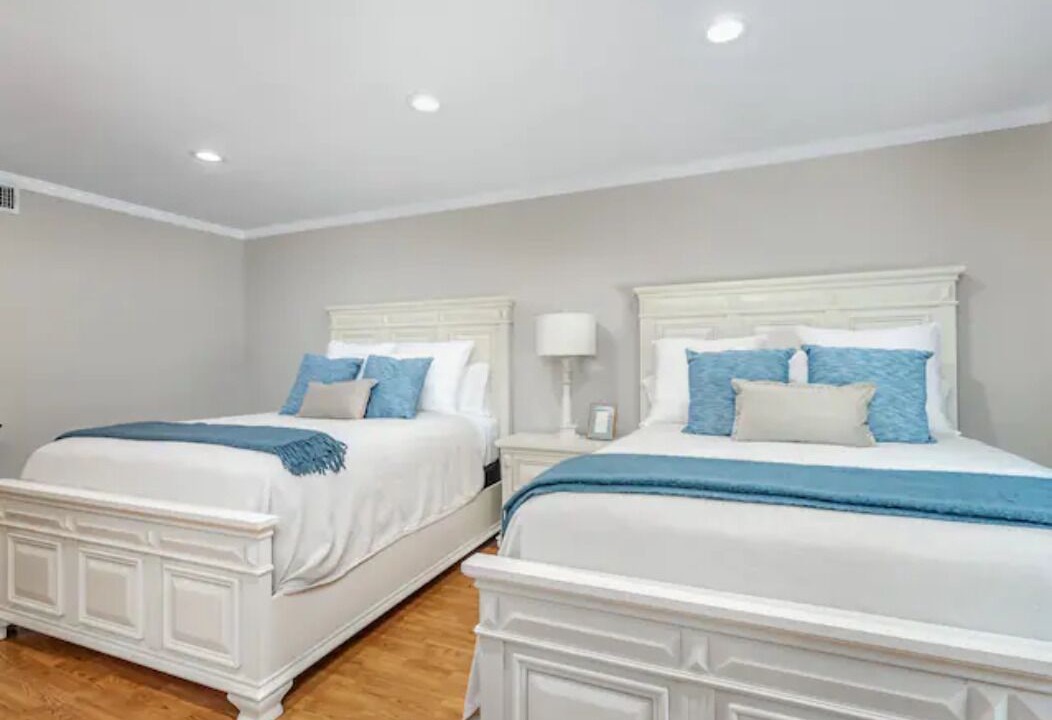 Photo of Bedroom in Raisin