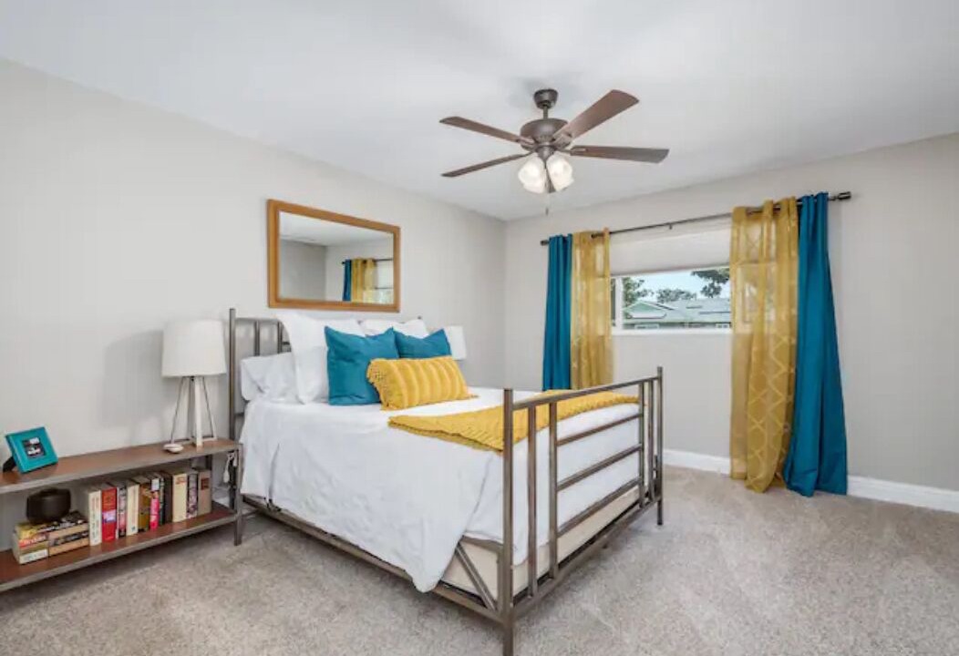 Photo of Bedroom in Raisin