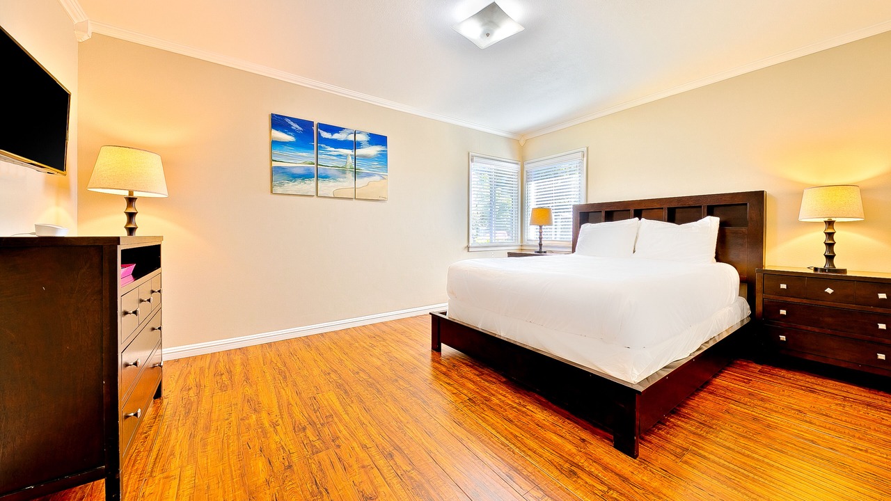 Photo of Bedroom in Anaheim Colony Historic District