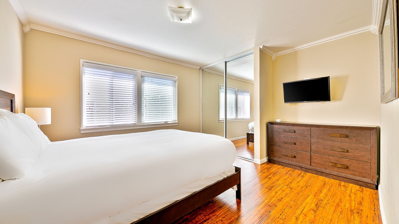 Photo of Bedroom in Anaheim Colony Historic District