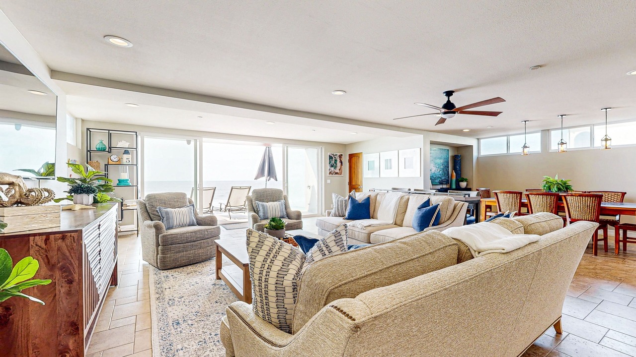 Photo of Livingroom in Capistrano Beach