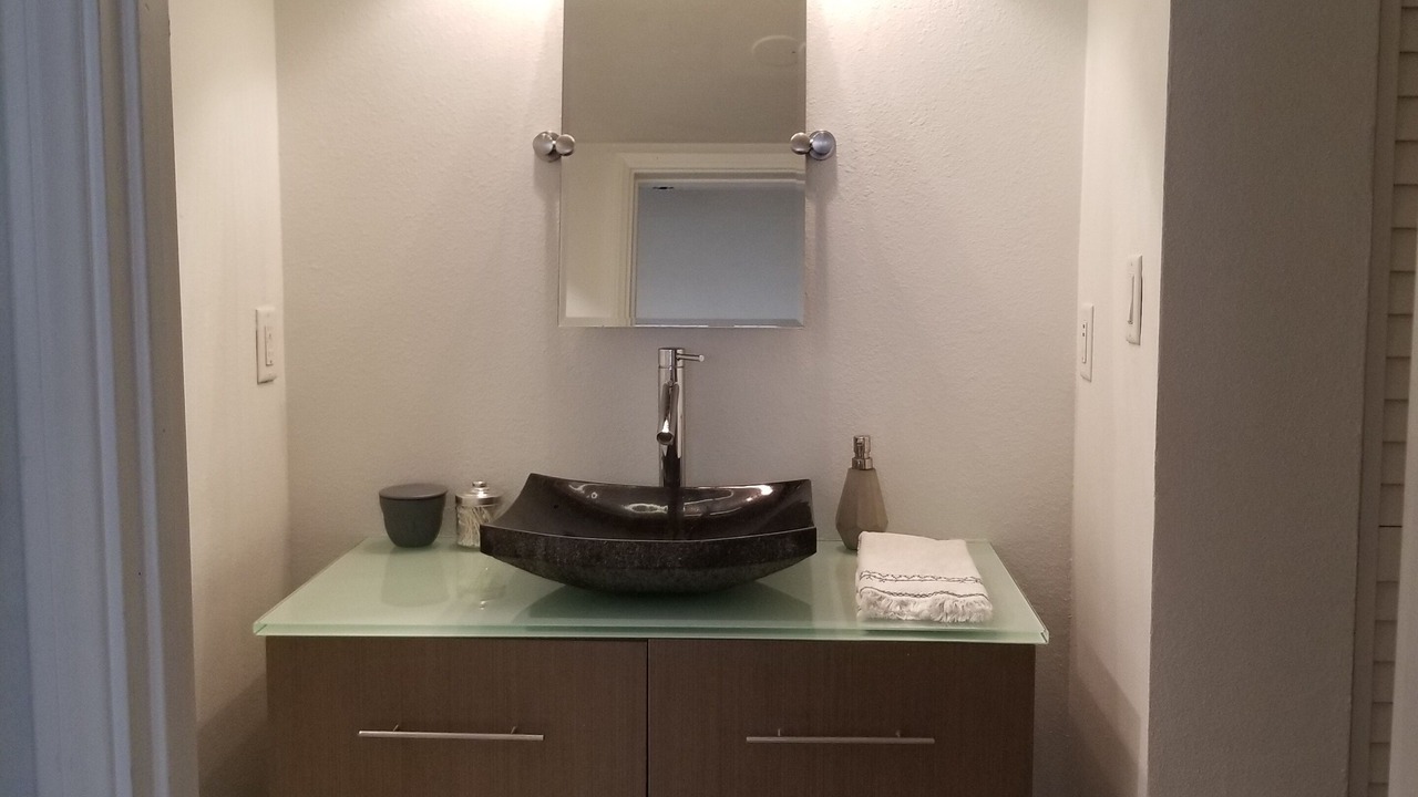 Photo of Bathroom in Rampart Village
