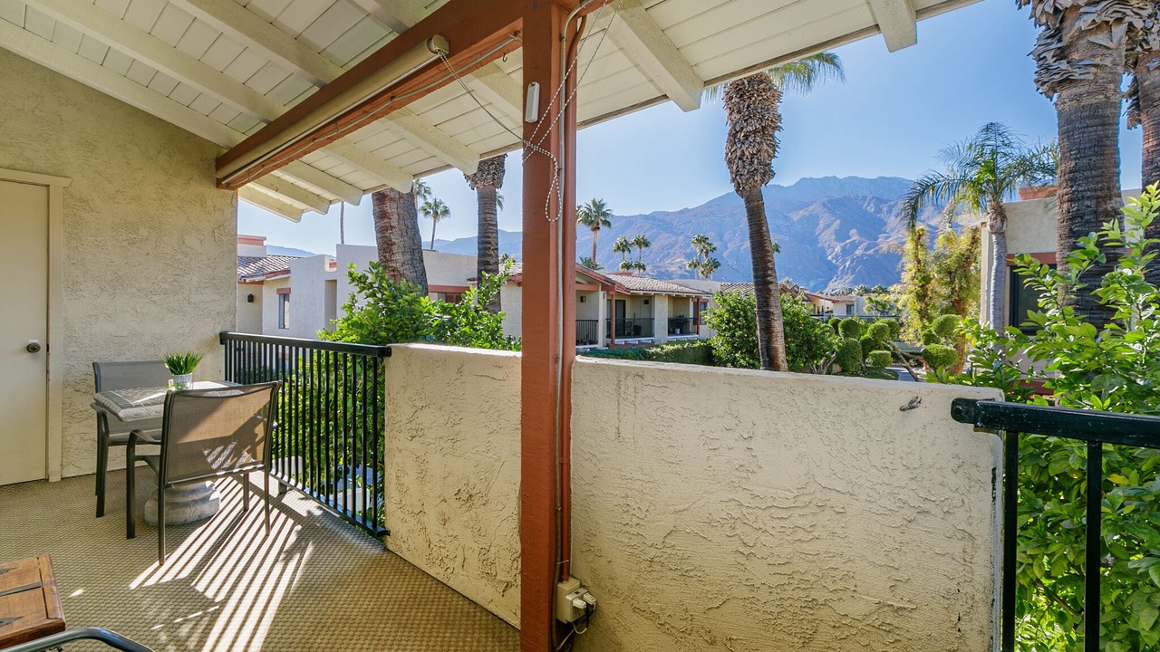 Photo of Patio Balcony in Sunrise Vista Chino