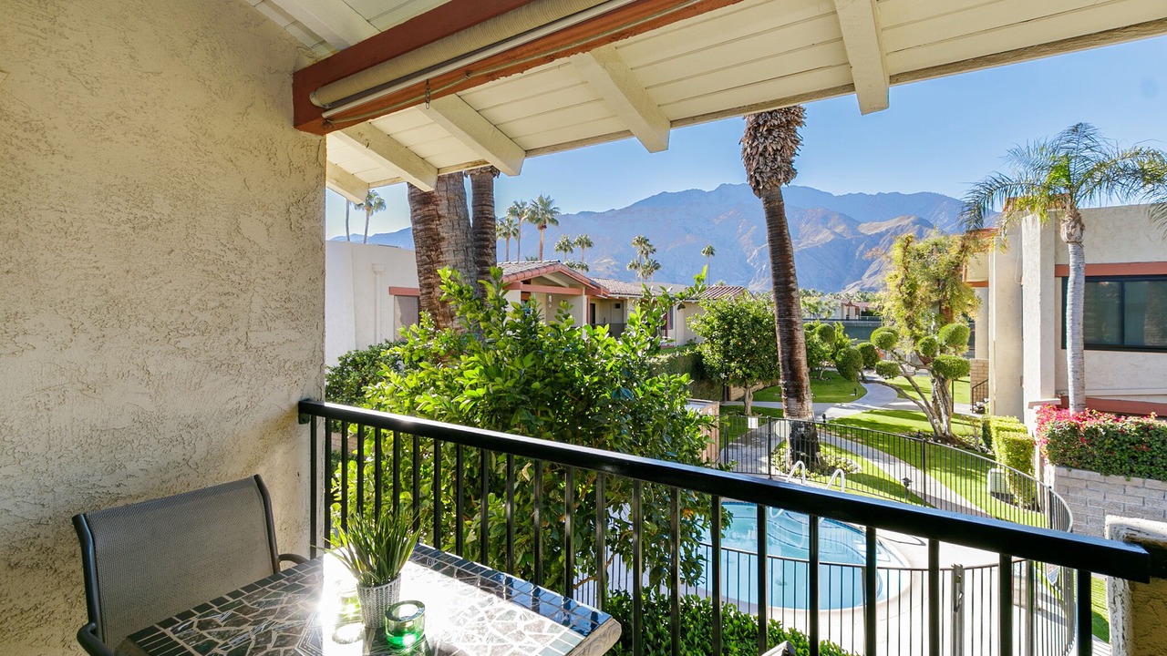 Photo of Patio Balcony in Sunrise Vista Chino