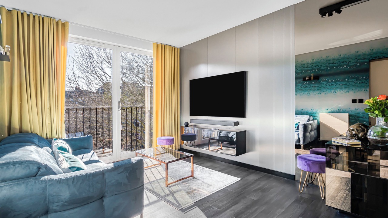 Photo of Livingroom in Bishop's