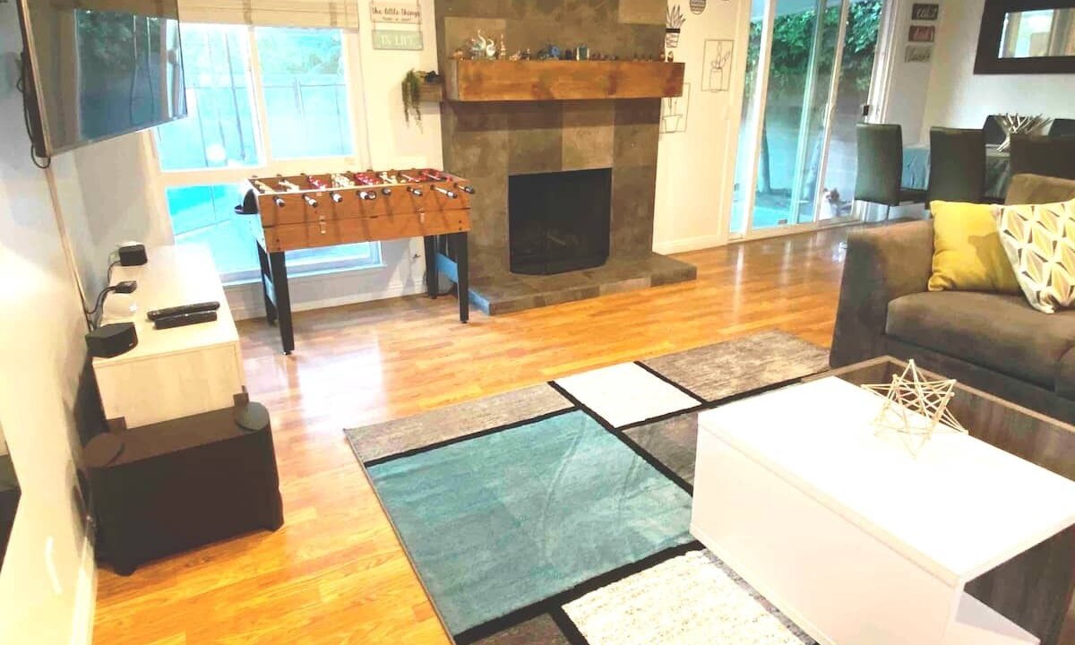 Photo of Livingroom in Orange